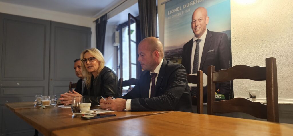 Conférence de presse: La sécurité, devoir oublié de l'Etat - Céline Amaudruz et Lionel Dugerdil