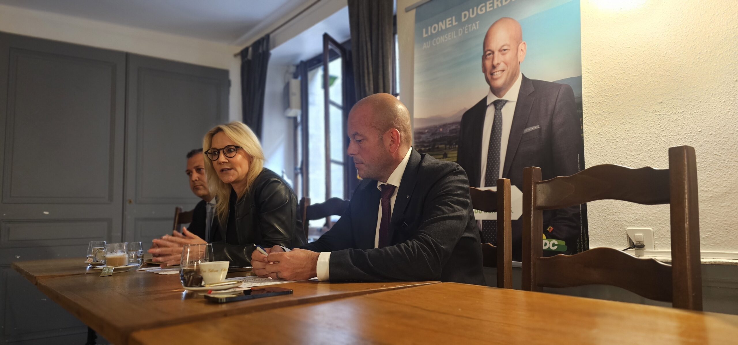 Conférence de presse: La sécurité, devoir oublié de l'Etat - Céline Amaudruz et Lionel Dugerdil
